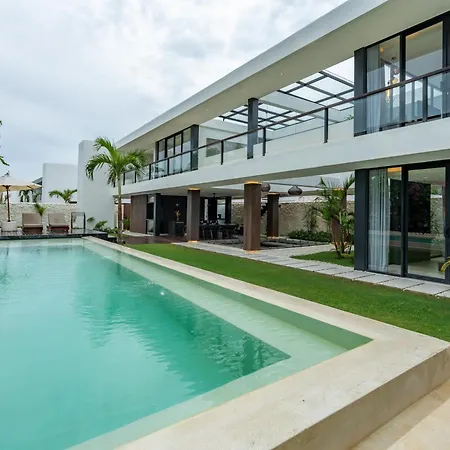 Brand New 3Bdr Villa With Pool